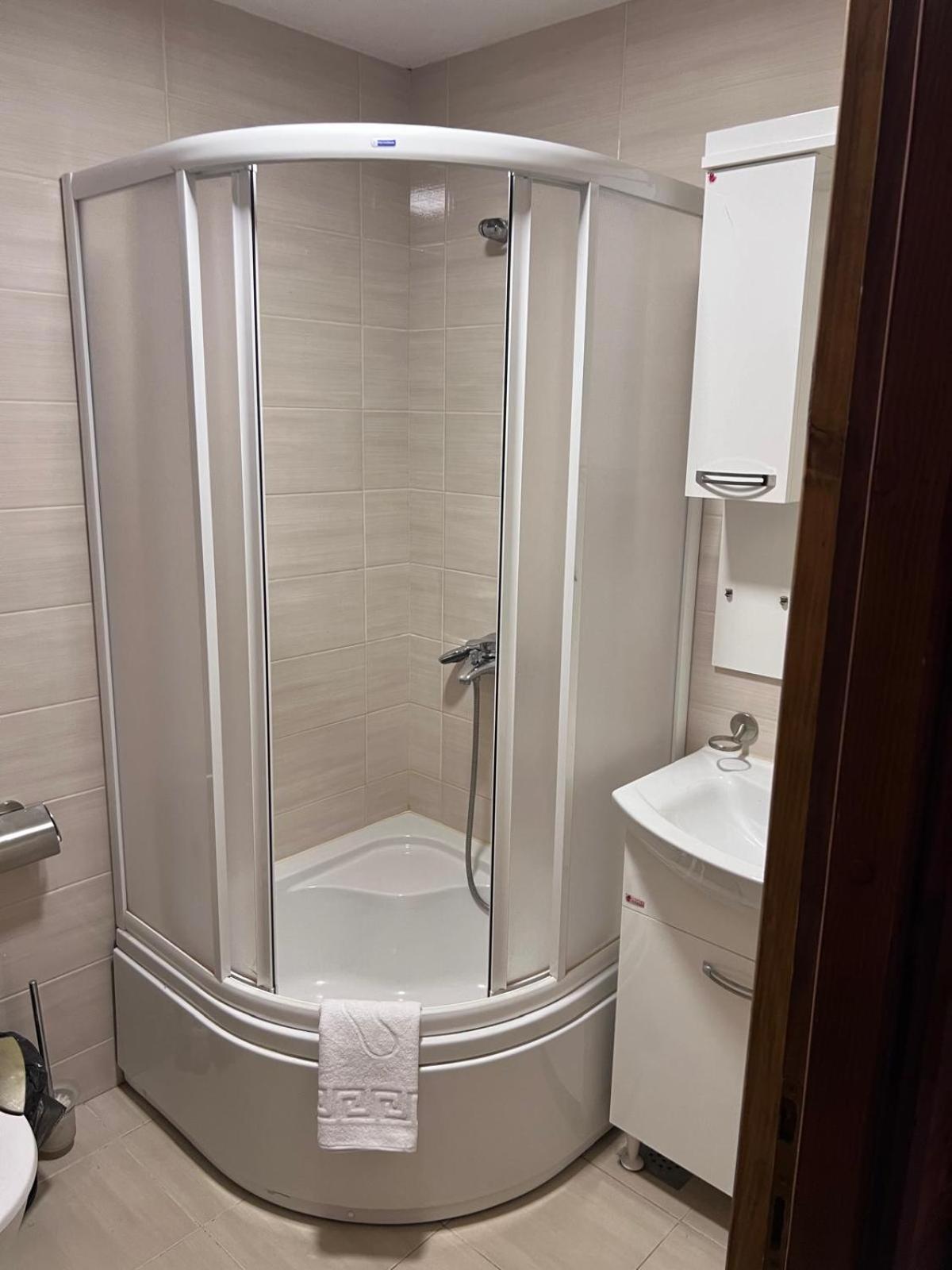 Camp Hotel Lake Views Плав Экстерьер фото